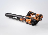 Fuse akumulatorski puhač za lišće VBV 2420